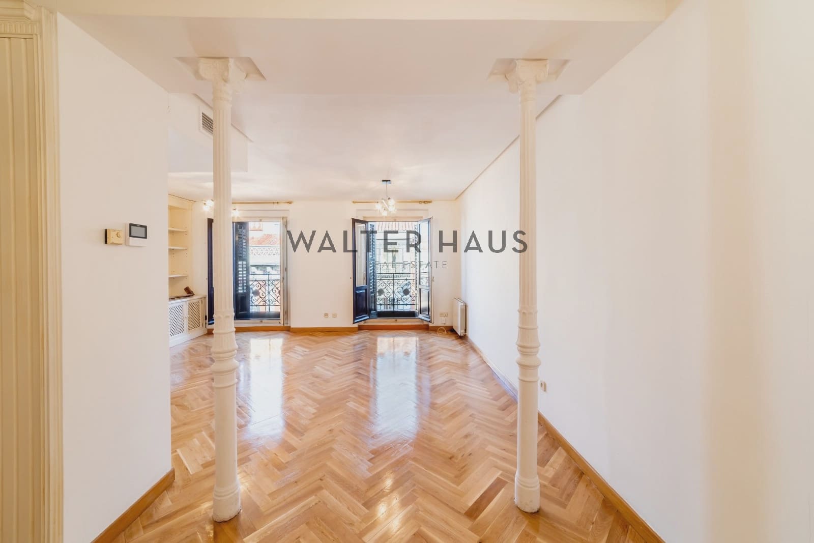 2 slaapkamer Flat te koop in Madrid stad - € 2.250.000 (Ref: 10185310)