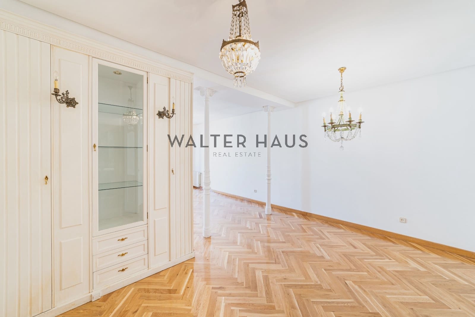 2 slaapkamer Flat te koop in Madrid stad - € 2.250.000 (Ref: 10185310)