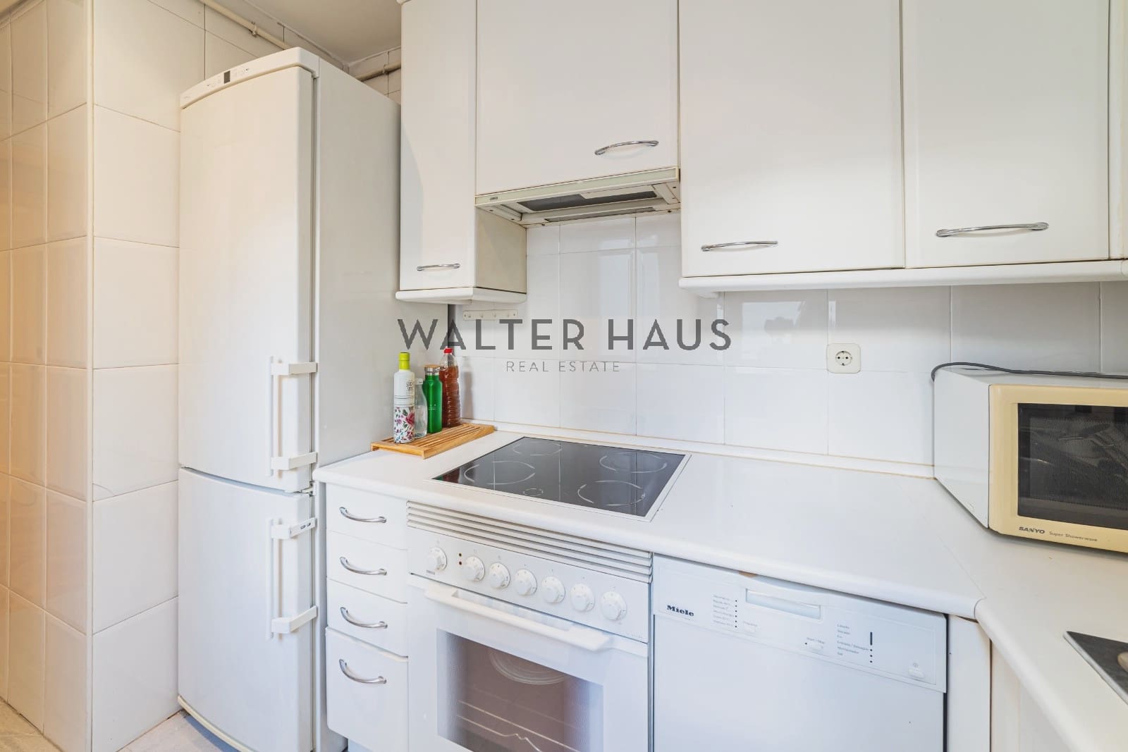 2 slaapkamer Flat te koop in Madrid stad - € 2.250.000 (Ref: 10185310)