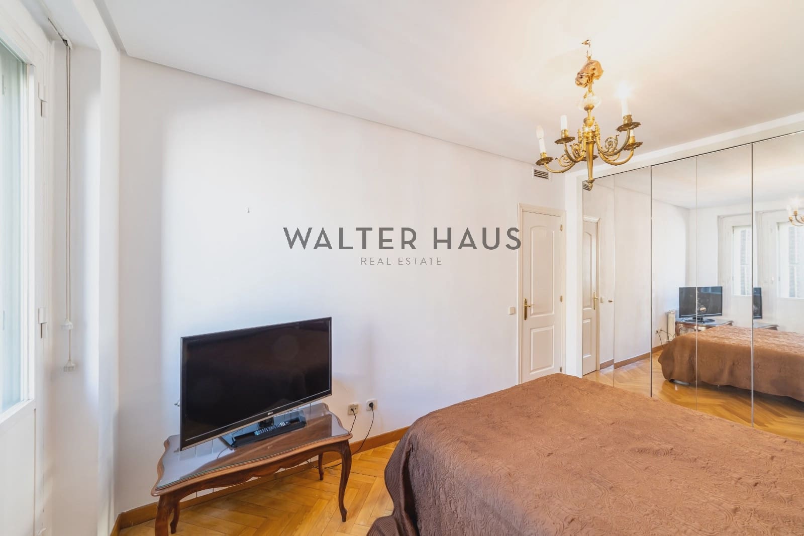 2 slaapkamer Flat te koop in Madrid stad - € 2.250.000 (Ref: 10185310)
