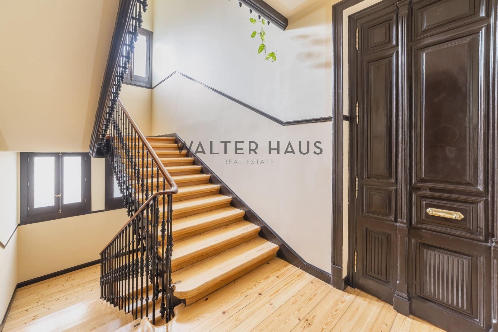 2 slaapkamer Flat te koop in Madrid stad - € 2.250.000 (Ref: 10185310)