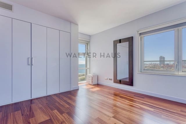 2 bedroom Penthouse for sale in El Poblenou, Barcelona city - € 1,900,000 (Ref: 7369271)