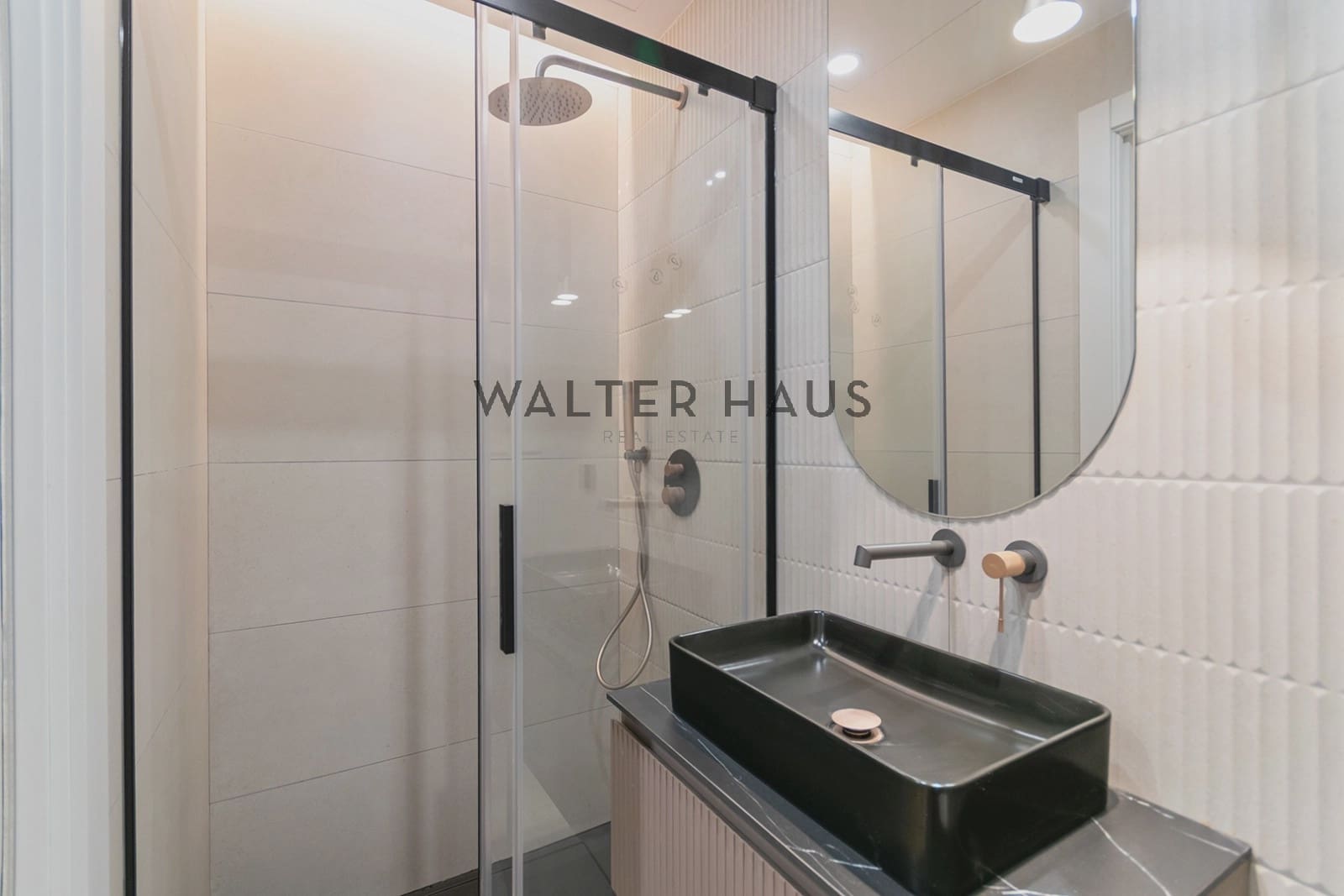 4 soveværelse Lejlighed til salg i Barcelona by - € 1.150.000 (Ref: 7369308)