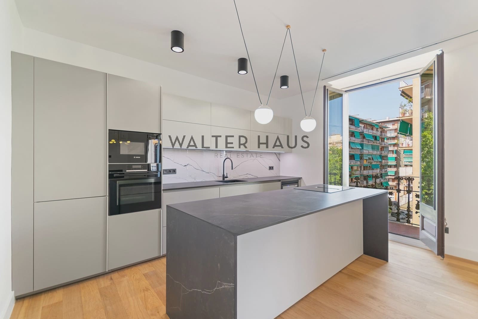 4 soveværelse Lejlighed til salg i Barcelona by - € 1.150.000 (Ref: 7369308)