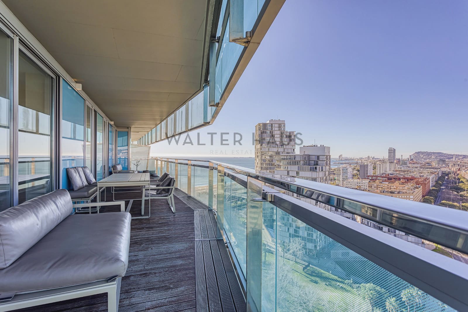 3 soveværelse Lejlighed til salg i Barcelona by med swimmingpool - € 1.525.000 (Ref: 7369352)