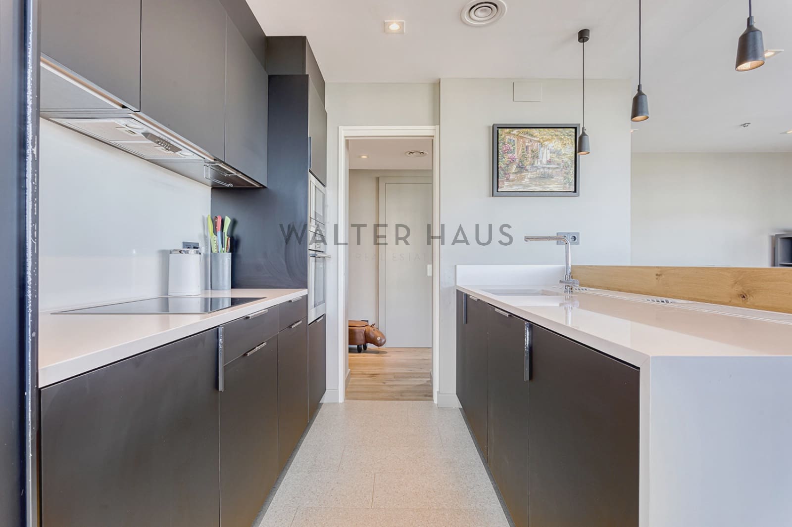 3 soveværelse Lejlighed til salg i Barcelona by med swimmingpool - € 1.525.000 (Ref: 7369352)