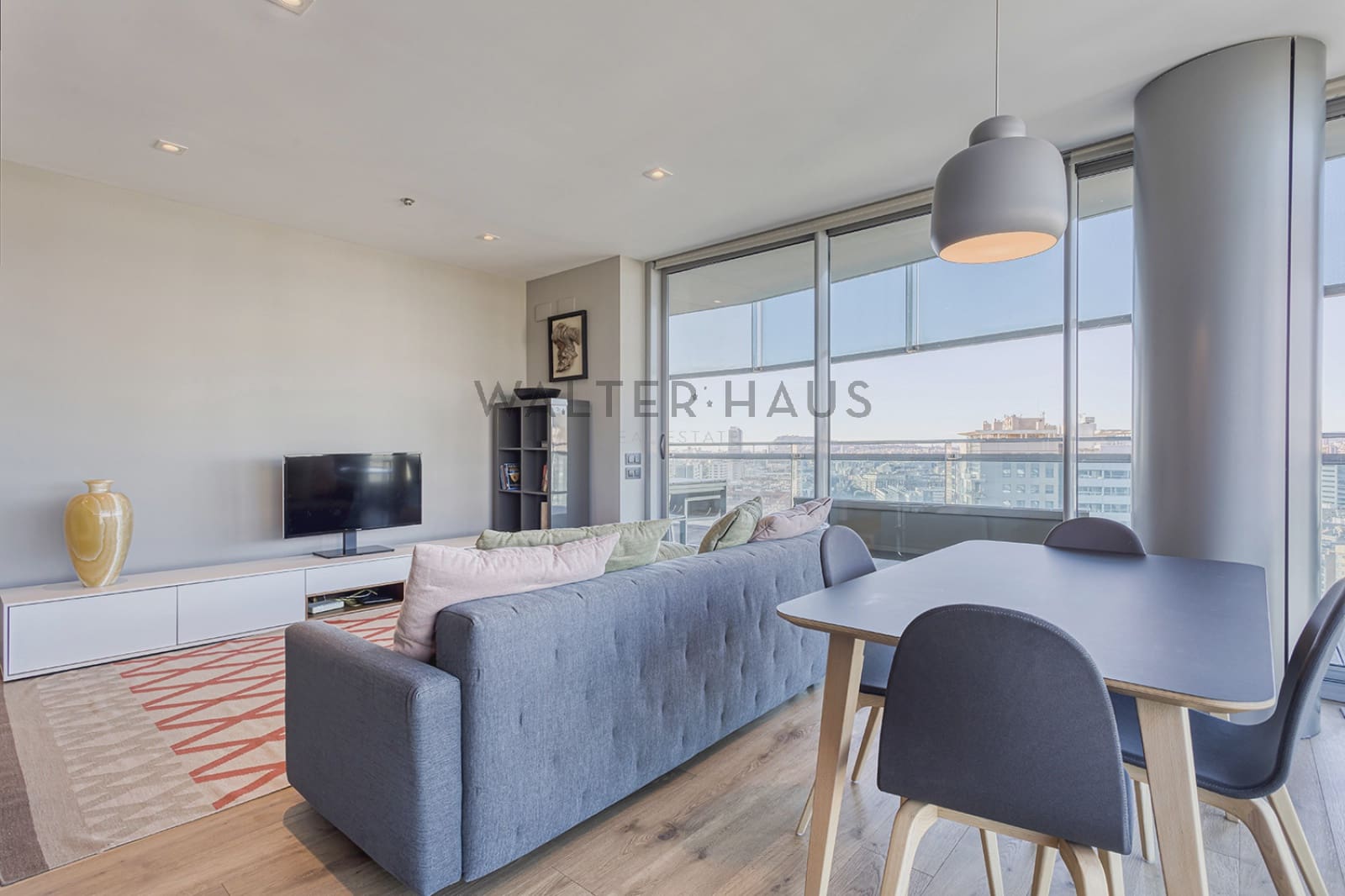 3 soveværelse Lejlighed til salg i Barcelona by med swimmingpool - € 1.525.000 (Ref: 7369352)