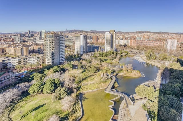 3 soveværelse Lejlighed til salg i Diagonal Mar i El Front Marítim del Poblenou, Barcelona by med swimmingpool - € 1.525.000 (Ref: 7369352)