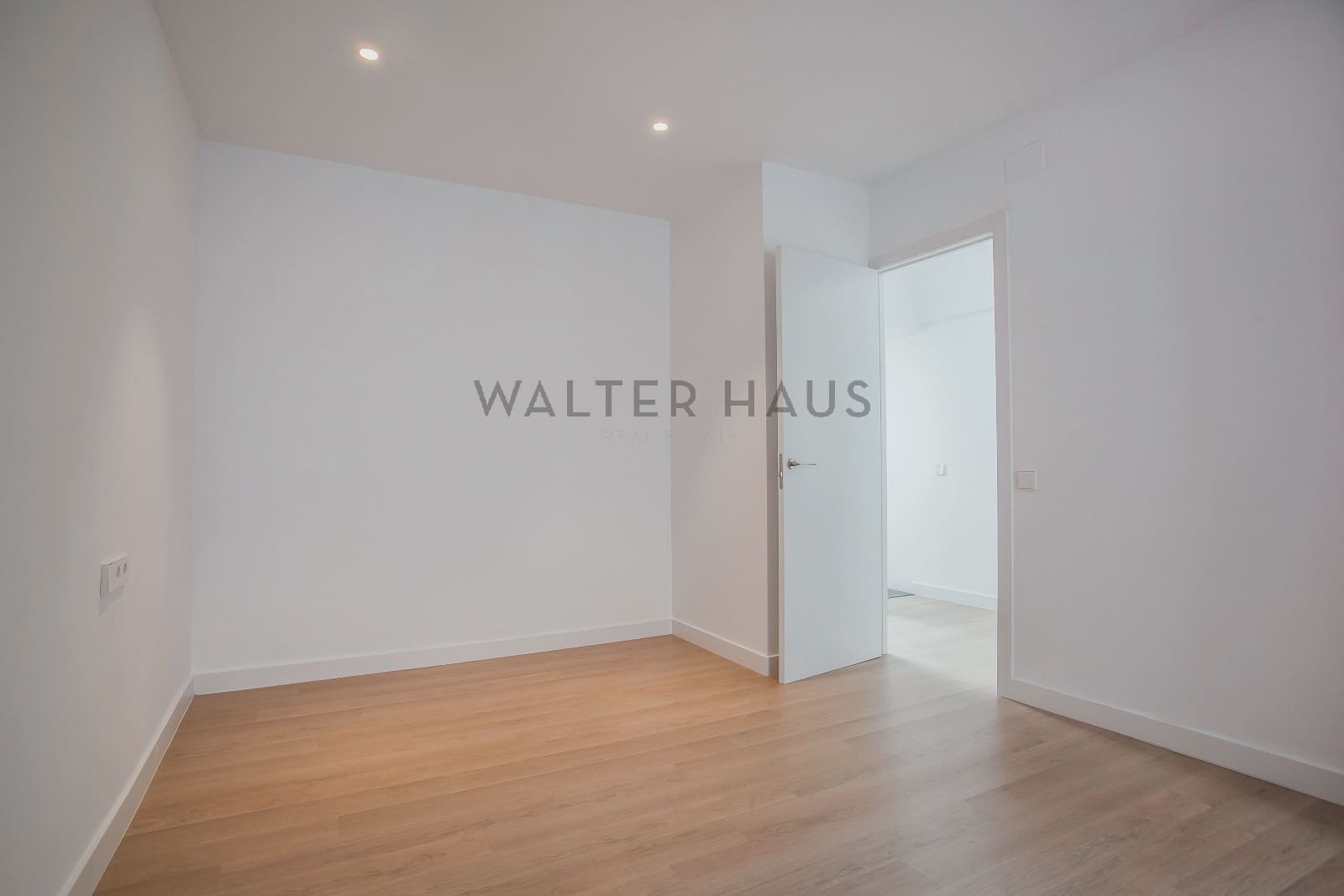 6 soverom Villa til salgs i Barcelona by - € 890 000 (Ref: 7369393)