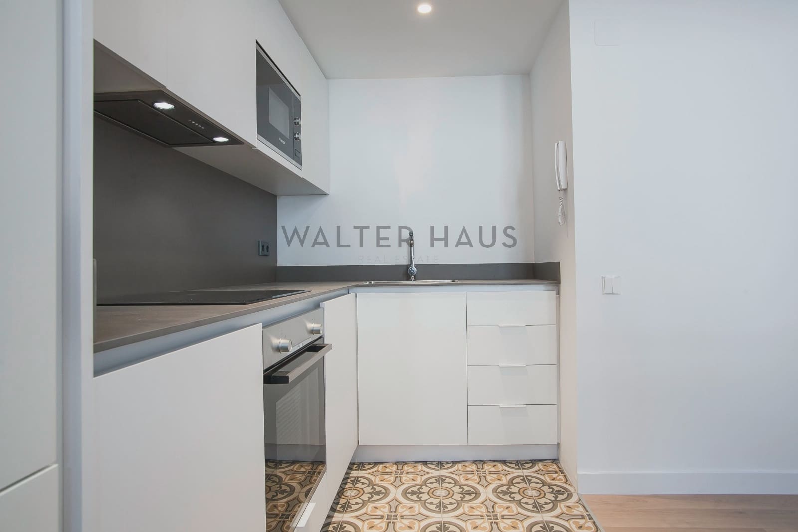 6 soverom Villa til salgs i Barcelona by - € 890 000 (Ref: 7369393)