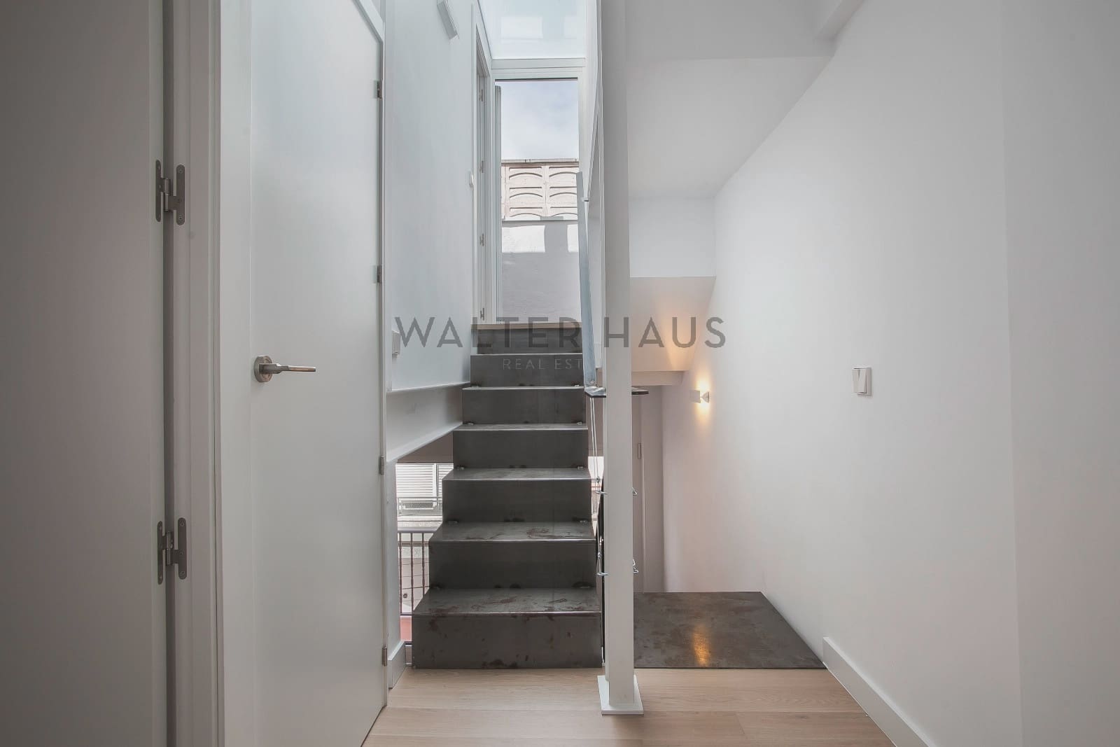 6 soverom Villa til salgs i Barcelona by - € 890 000 (Ref: 7369393)