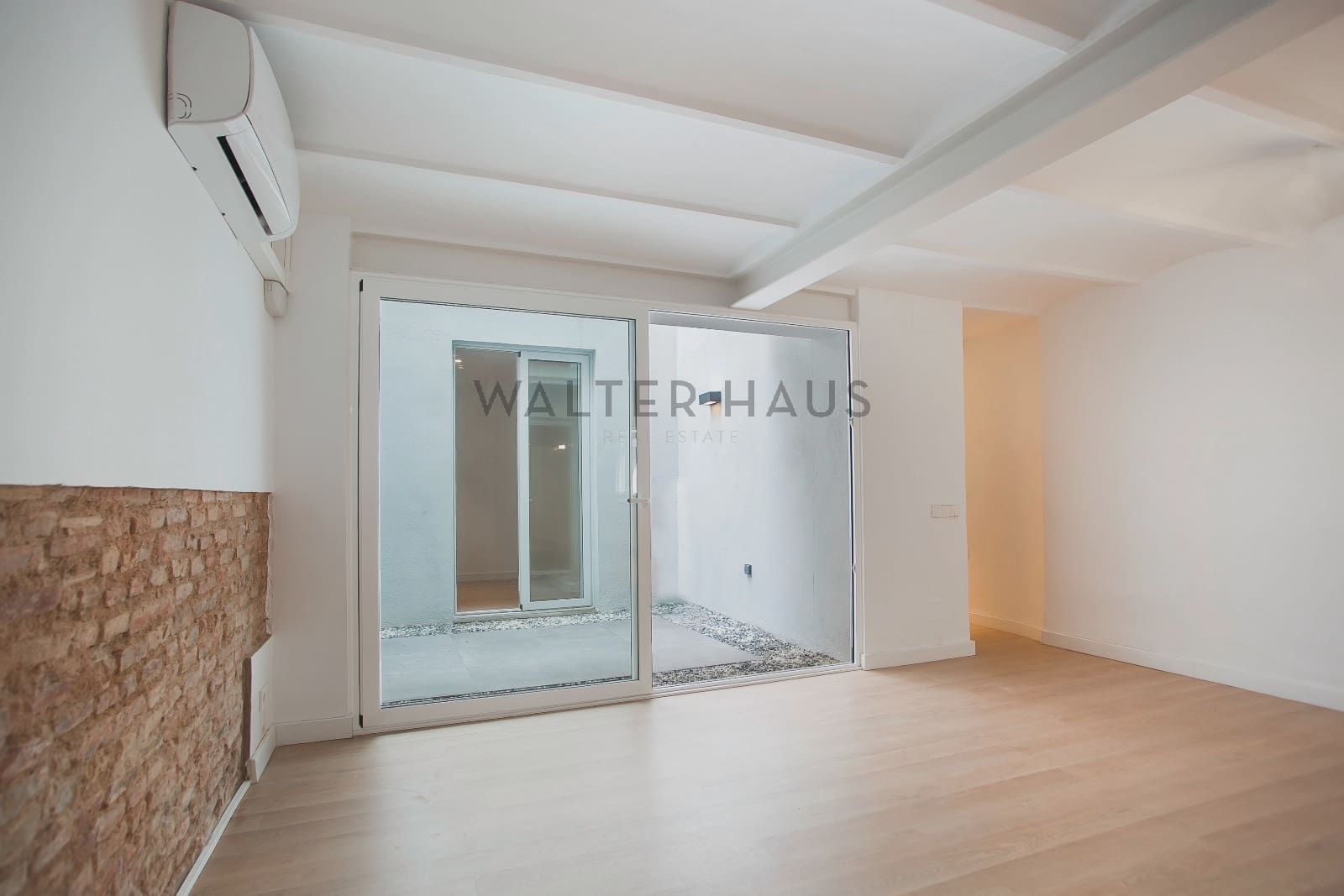 6 soverom Villa til salgs i Barcelona by - € 890 000 (Ref: 7369393)