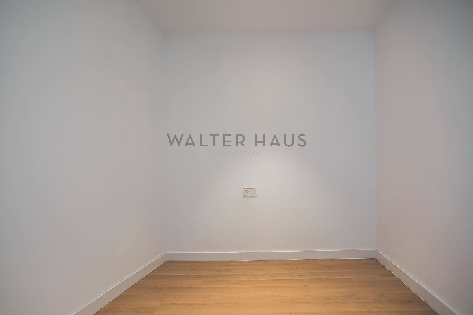 6 soverom Villa til salgs i Barcelona by - € 890 000 (Ref: 7369393)