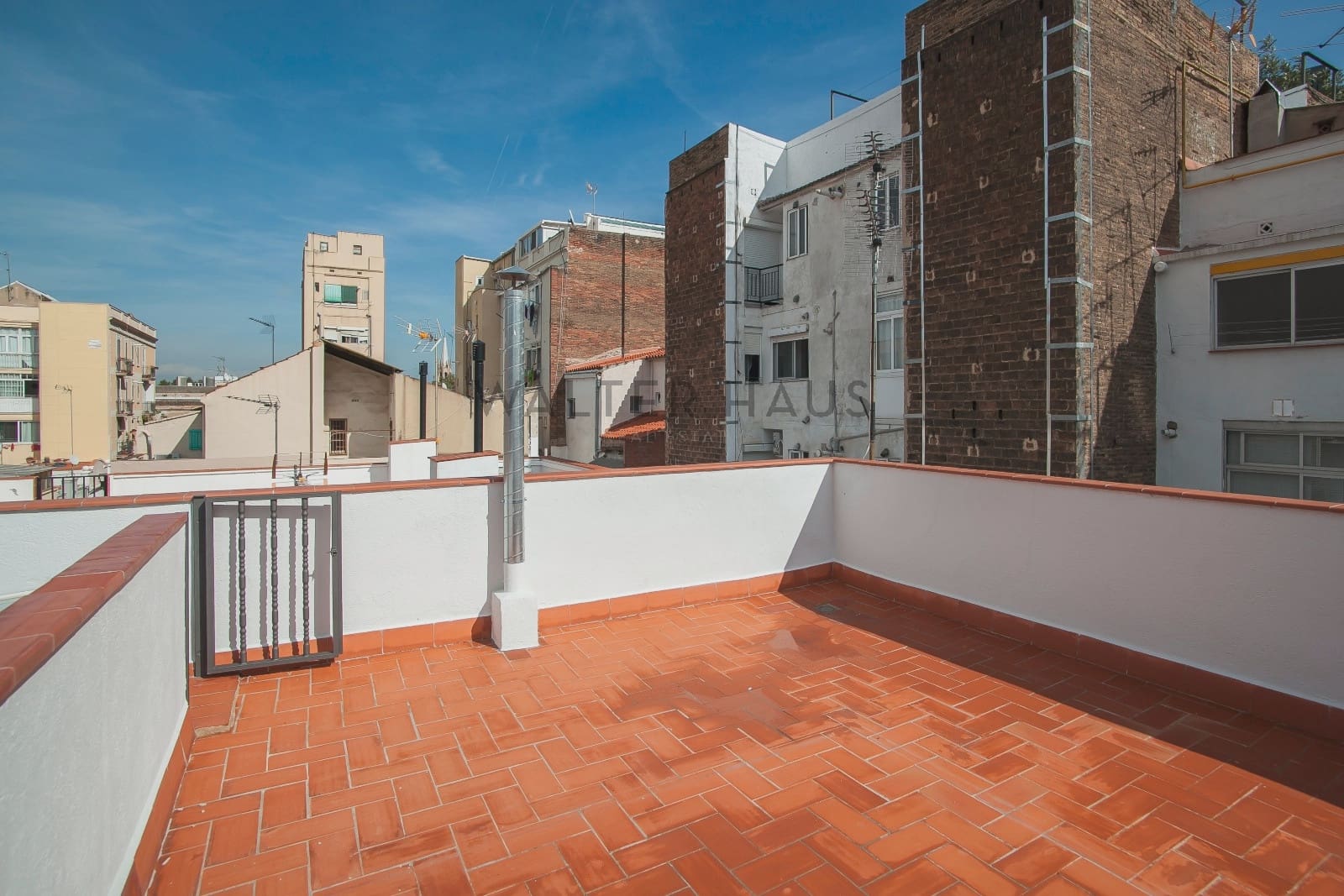 6 soverom Villa til salgs i Barcelona by - € 890 000 (Ref: 7369393)