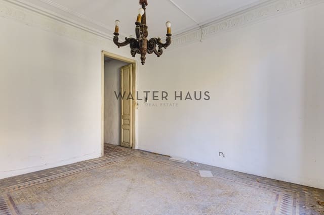 4 soverom Leilighet til salgs i L'Antiga Esquerra de L'Eixample, Barcelona by - € 839 000 (Ref: 7381646)