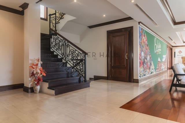 7 quarto Moradia para venda em Ciudad Universitaria, Madrid cidade com piscina - 3 250 000 € (Ref: 7413821)