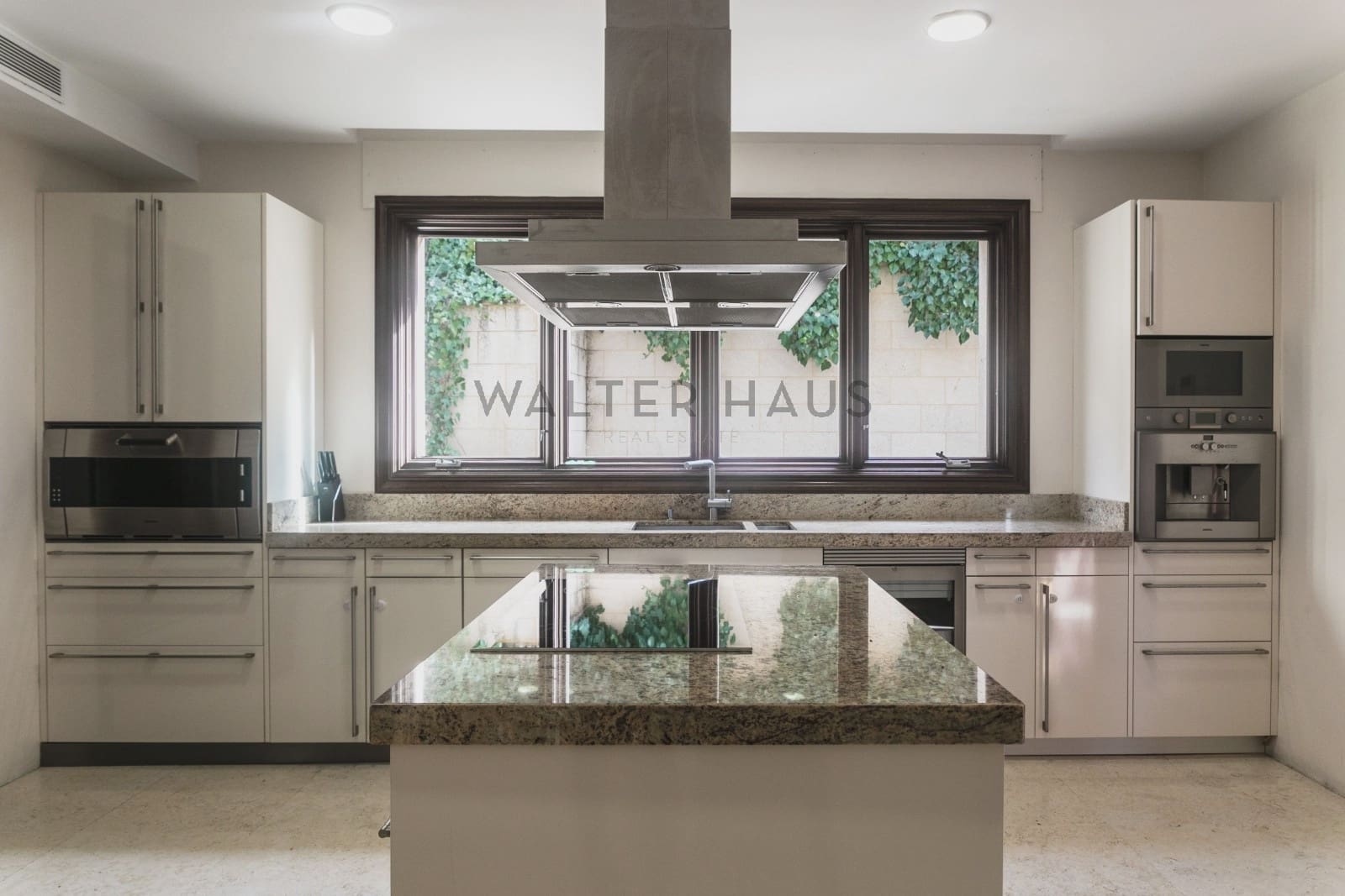 7 soveværelse Villa til salg i Madrid by med swimmingpool - € 3.250.000 (Ref: 7413821)