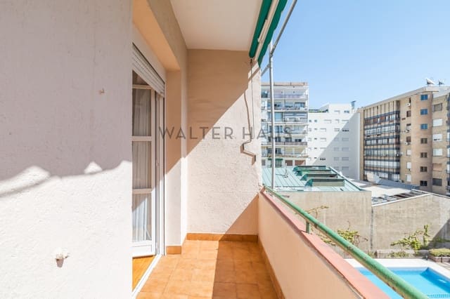 3 soveværelse Lejlighed til leje i Almagro, Madrid by med swimmingpool - € 3.150 (Ref: 7741062)