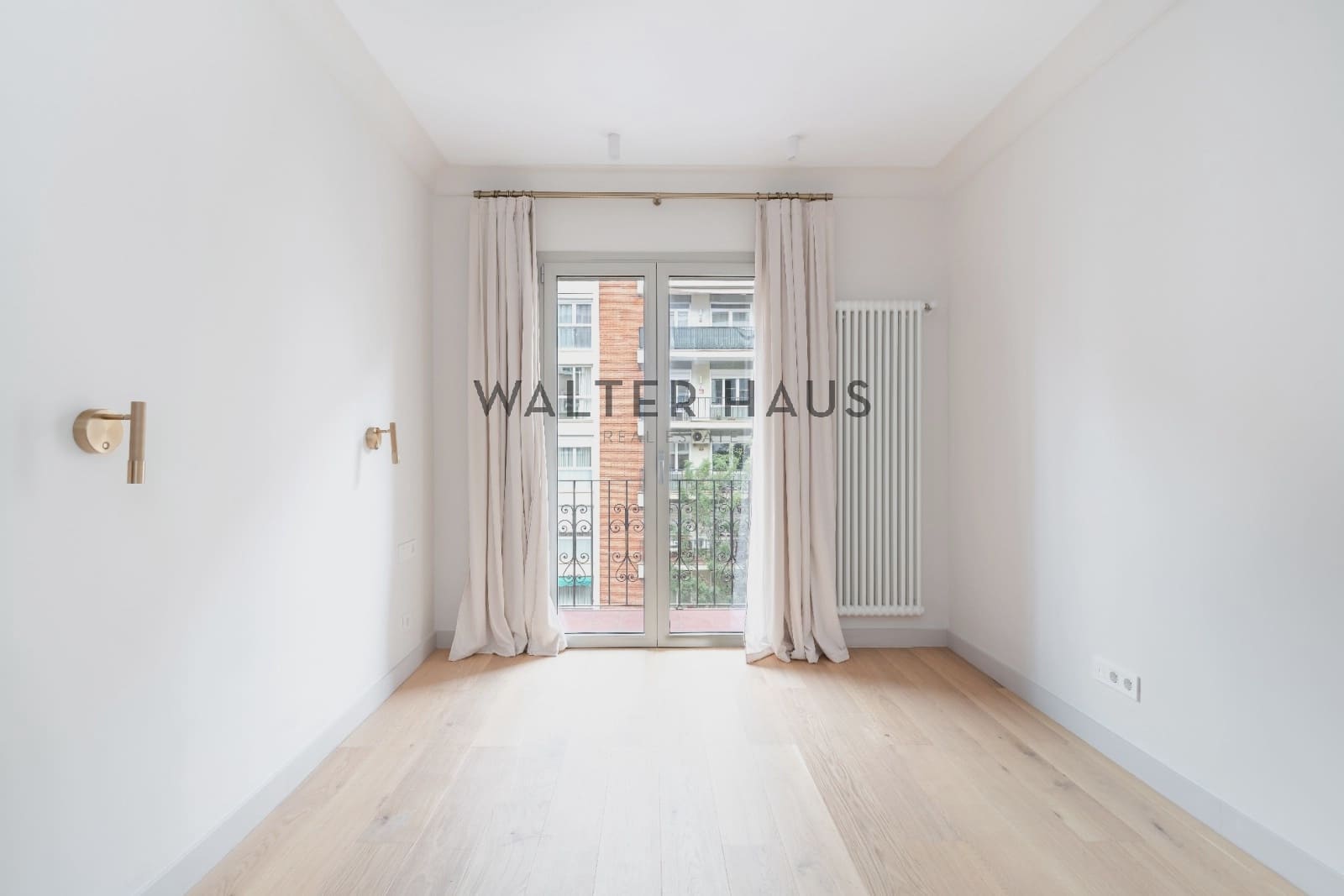 4 soveværelse Lejlighed til salg i Barcelona by - € 1.090.000 (Ref: 7788725)