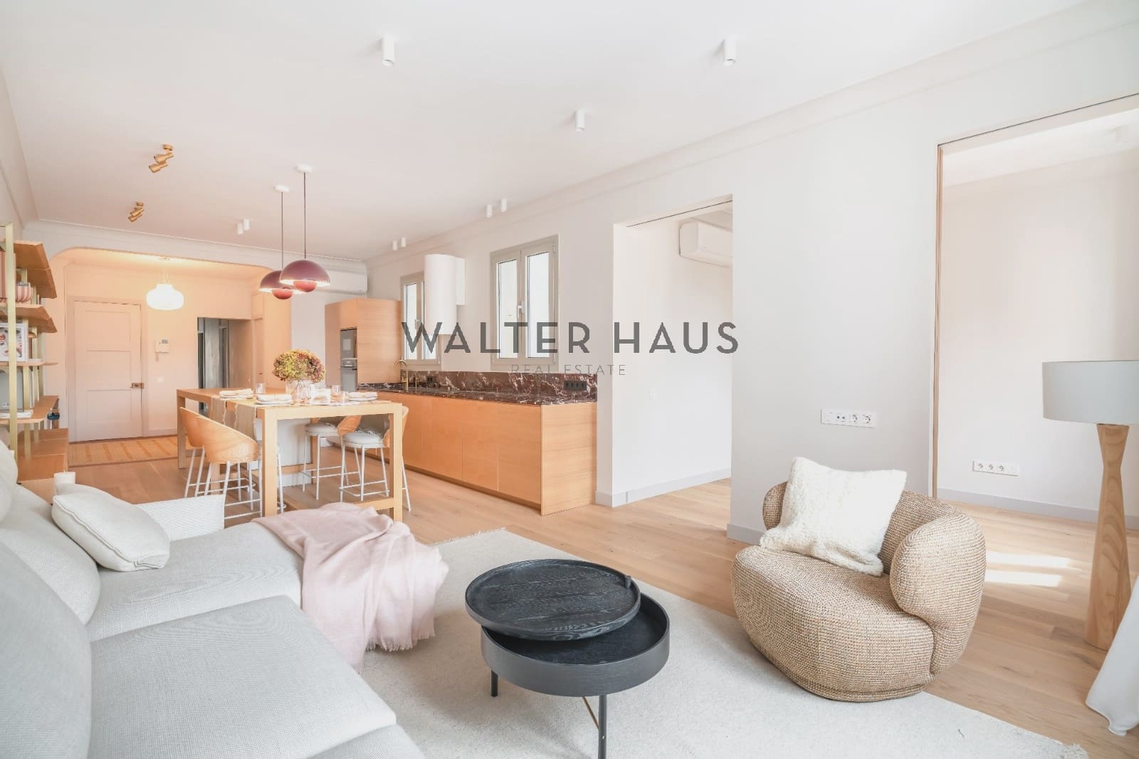 4 soveværelse Lejlighed til salg i Barcelona by - € 1.090.000 (Ref: 7788725)