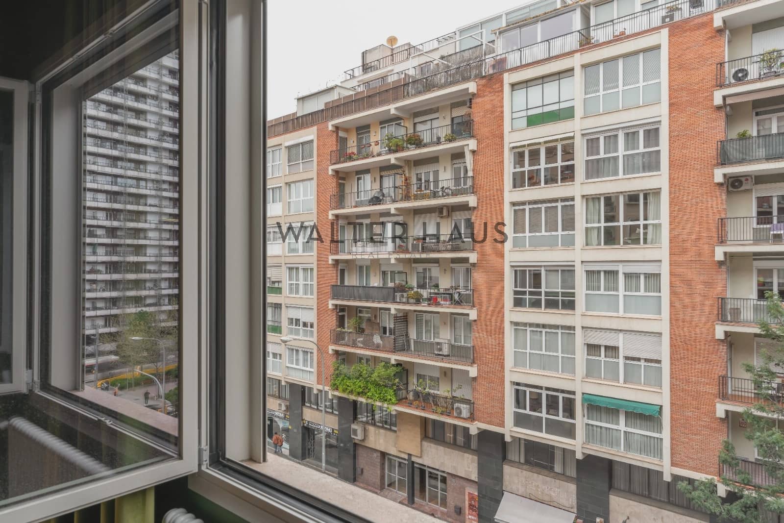 4 soveværelse Lejlighed til salg i Barcelona by - € 1.090.000 (Ref: 7788725)