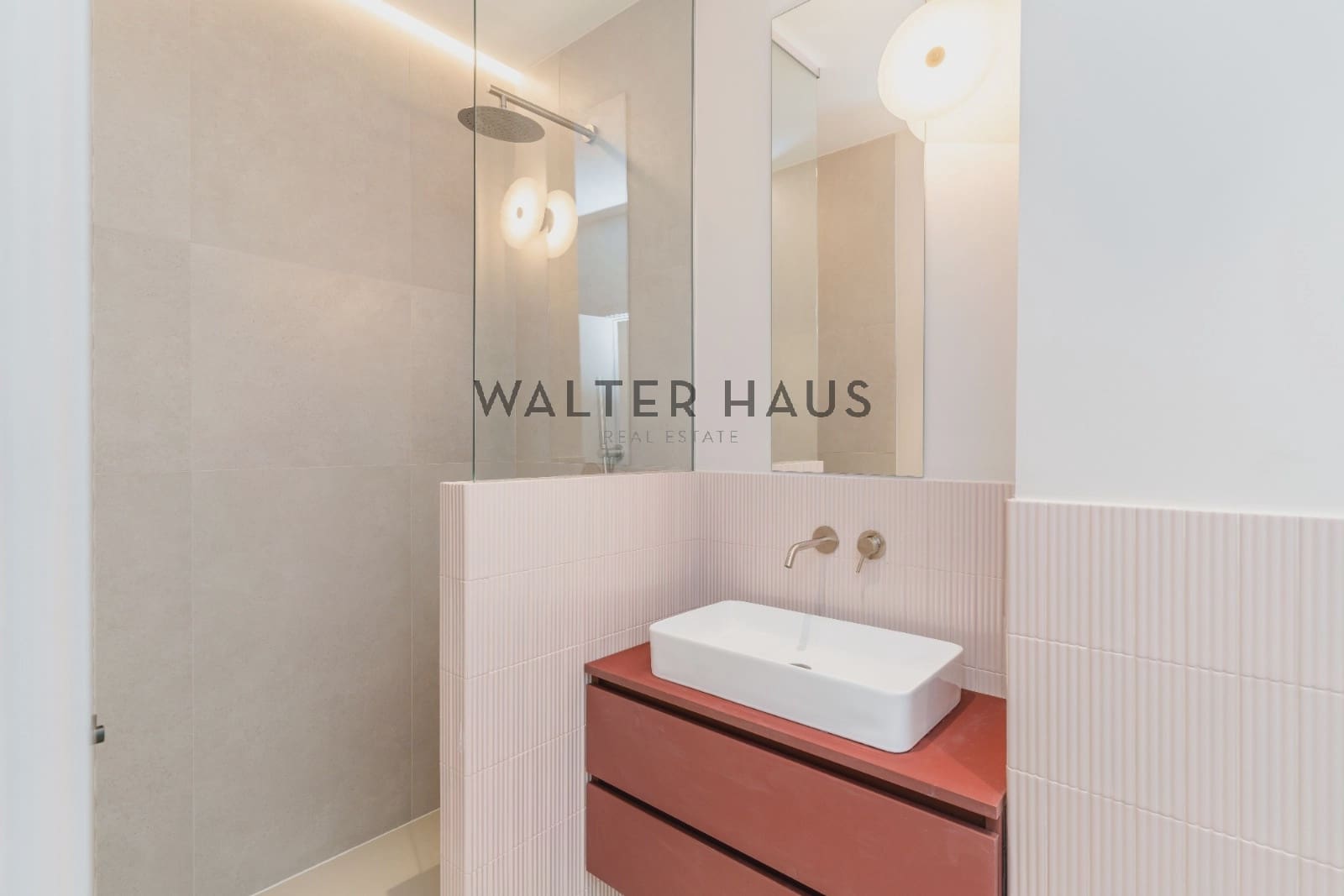 4 soveværelse Lejlighed til salg i Barcelona by - € 1.090.000 (Ref: 7788725)