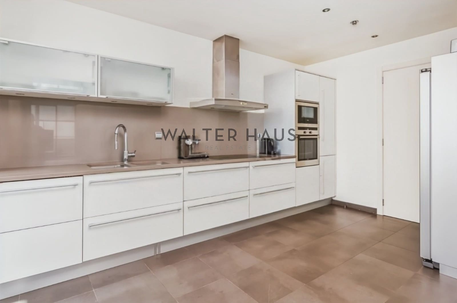 3 camera da letto Attico da affittare in Barcelona citta con piscina garage - 10.000 € (Rif: 8058989)