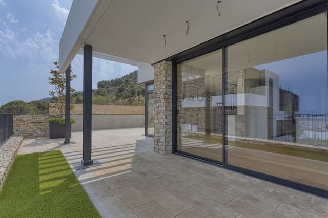 6 bedroom Villa for sale in Sarrià, Barcelona city with pool - € 3,950,000 (Ref: 8060310)