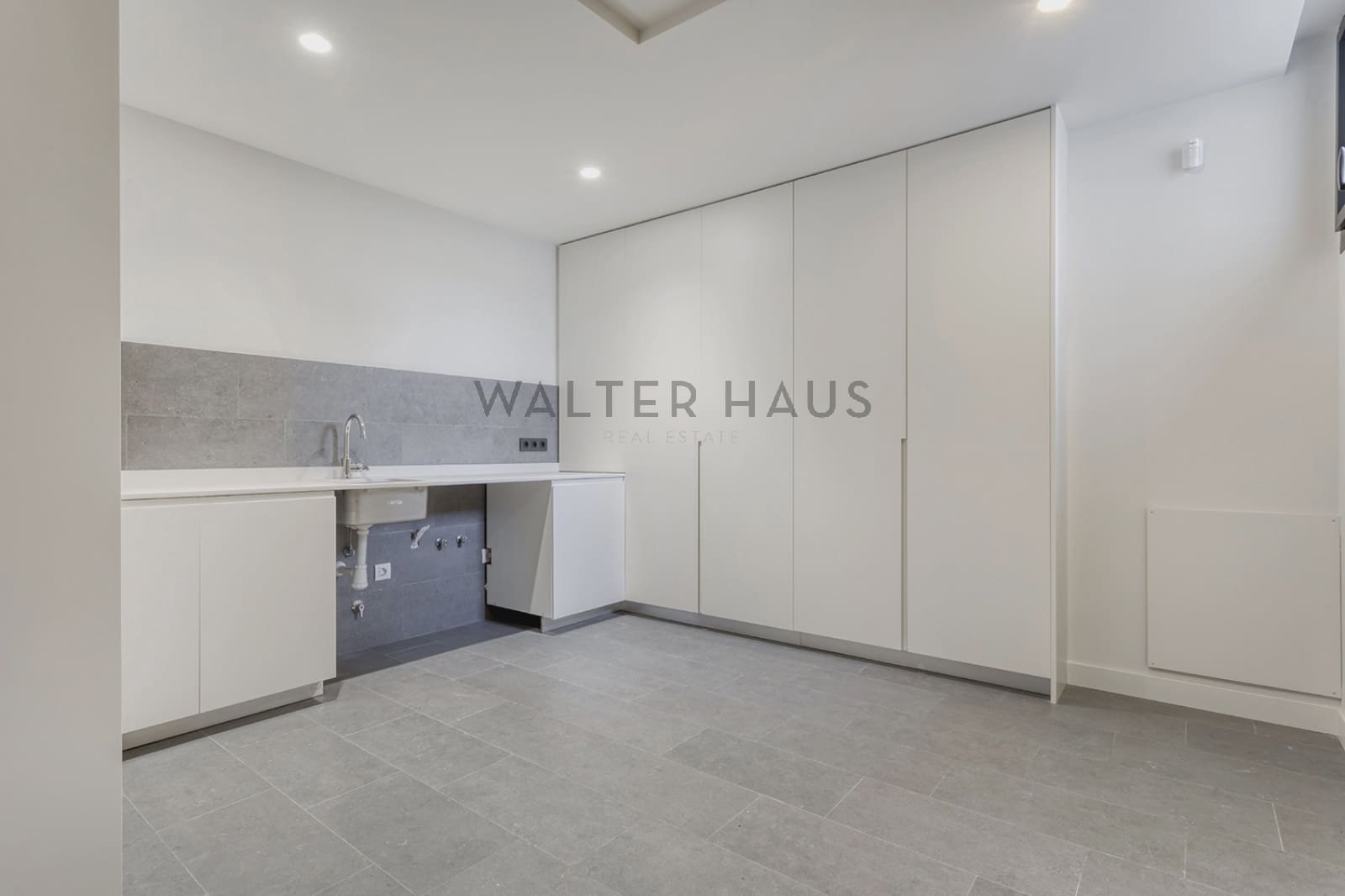 6 soveværelse Villa til salg i Barcelona by med swimmingpool - € 3.950.000 (Ref: 8060310)