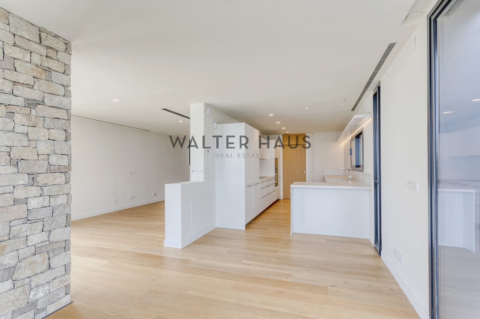 6 bedroom Villa for sale in Barcelona city with pool - € 3,950,000 (Ref: 8060310)