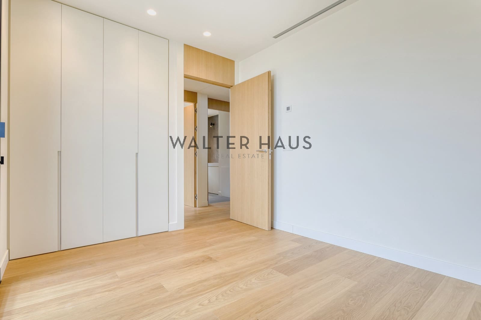 6 bedroom Villa for sale in Barcelona city with pool - € 3,950,000 (Ref: 8060310)