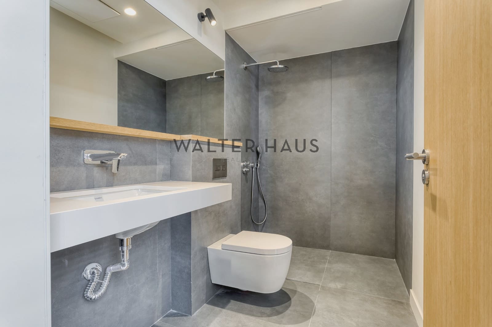 6 bedroom Villa for sale in Barcelona city with pool - € 3,950,000 (Ref: 8060310)