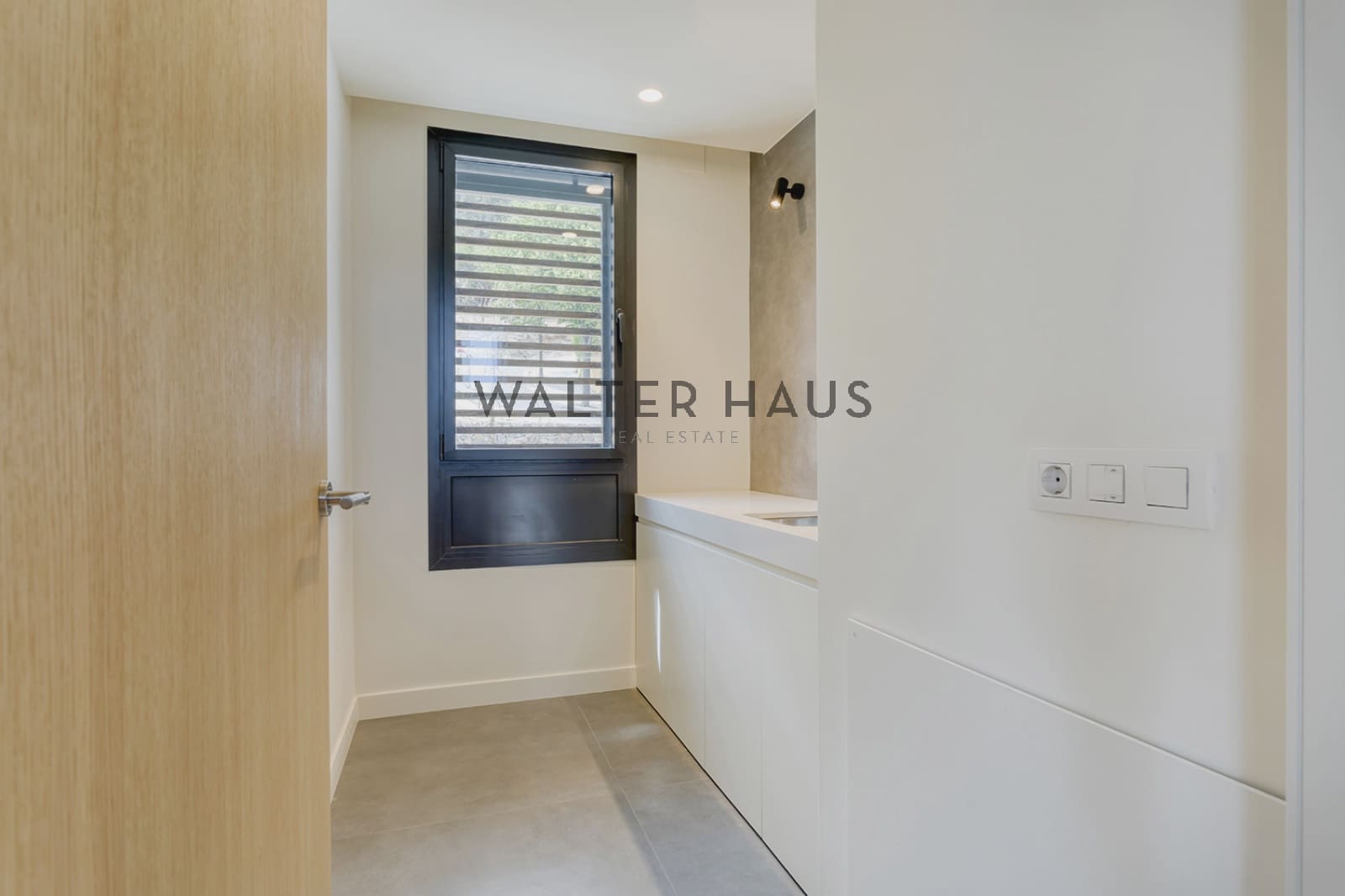 6 bedroom Villa for sale in Barcelona city with pool - € 3,950,000 (Ref: 8060310)