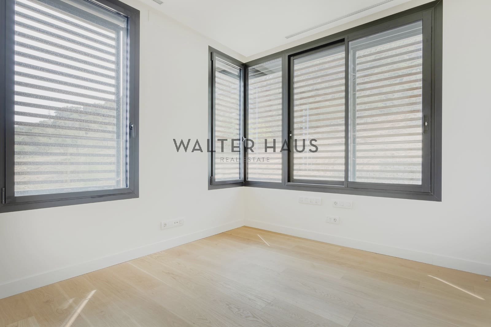 6 bedroom Villa for sale in Barcelona city with pool - € 3,950,000 (Ref: 8060310)