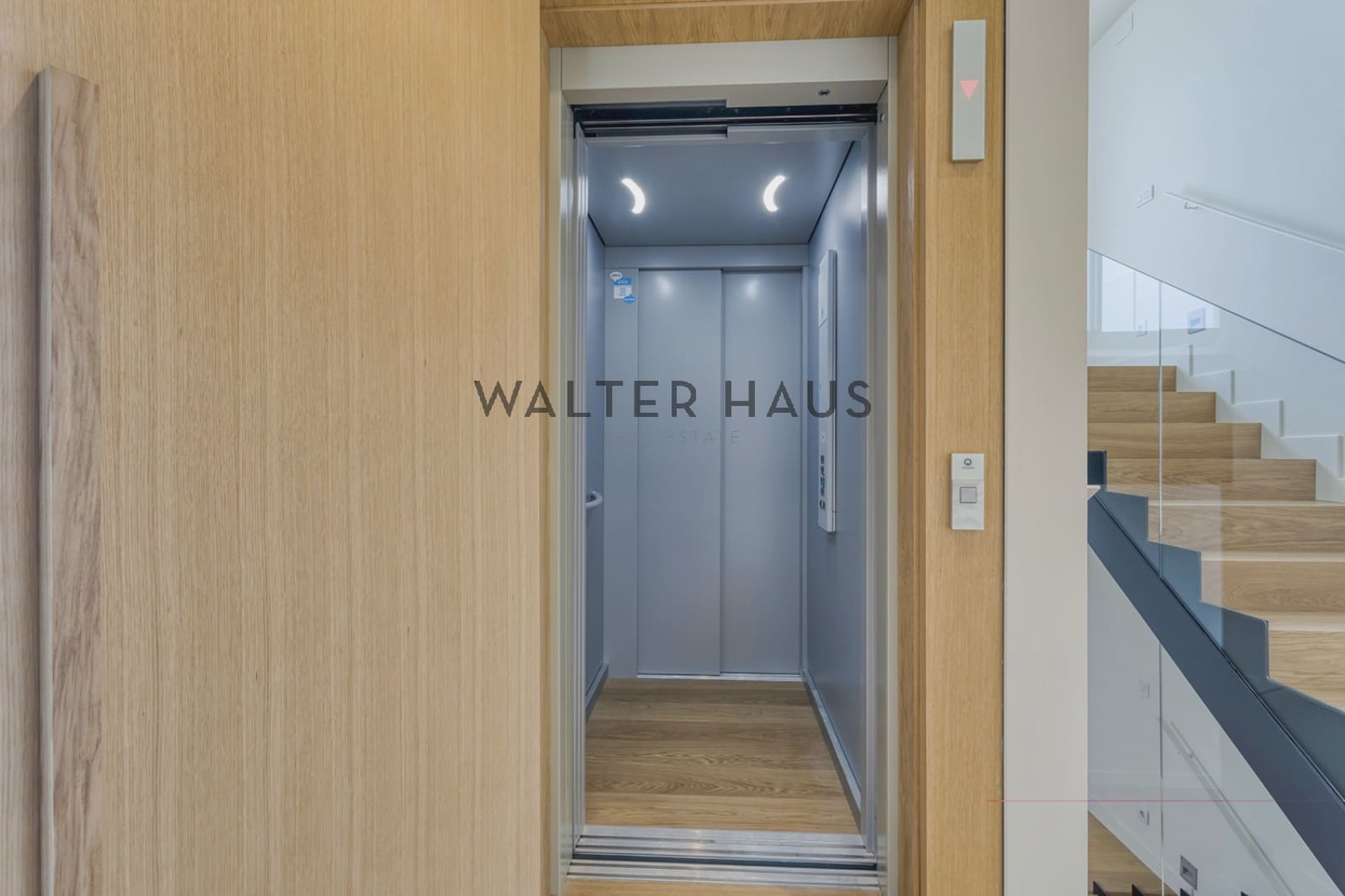 6 bedroom Villa for sale in Barcelona city with pool - € 3,950,000 (Ref: 8060310)