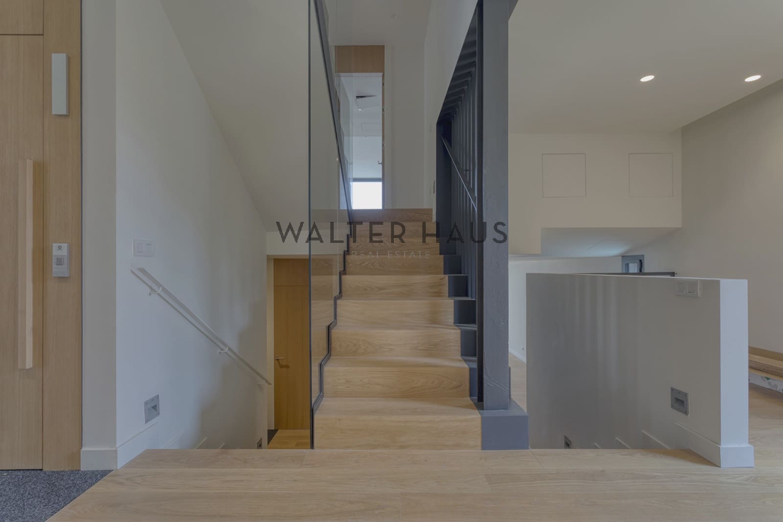 6 bedroom Villa for sale in Barcelona city with pool - € 3,950,000 (Ref: 8060310)