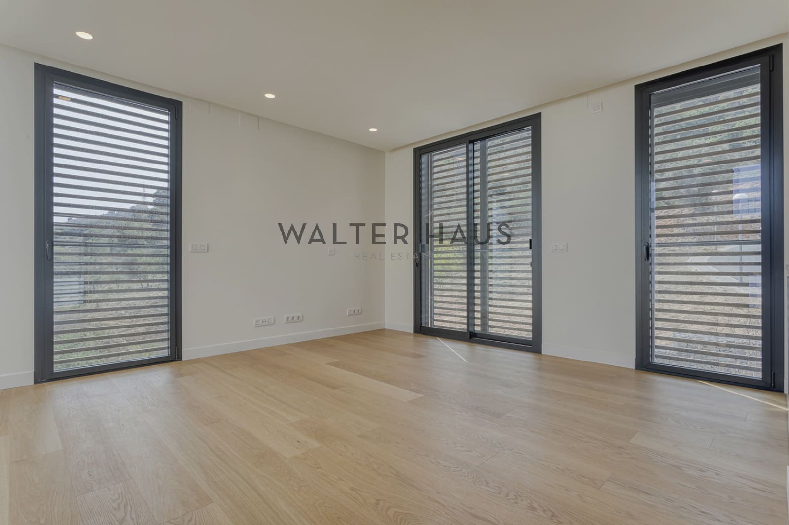 6 bedroom Villa for sale in Barcelona city with pool - € 3,950,000 (Ref: 8060310)