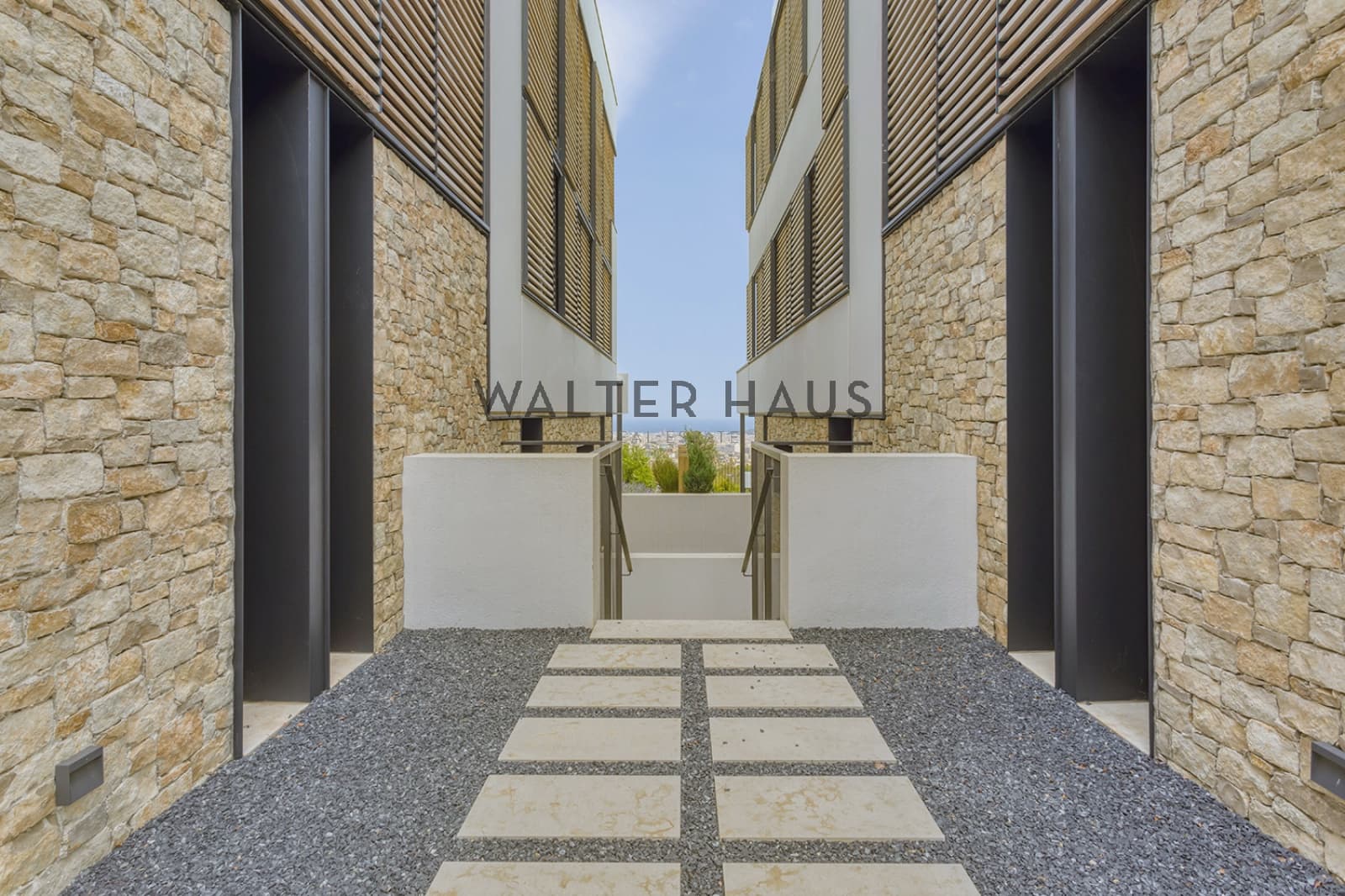 6 bedroom Villa for sale in Barcelona city with pool - € 3,950,000 (Ref: 8060310)