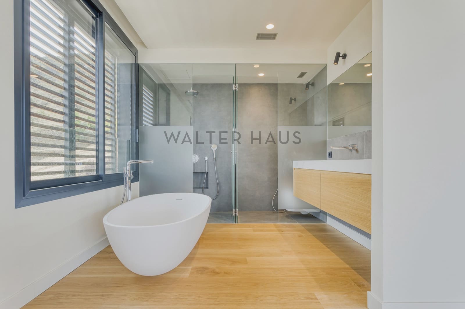 6 bedroom Villa for rent in Barcelona city with pool - € 15,000 (Ref: 8060311)