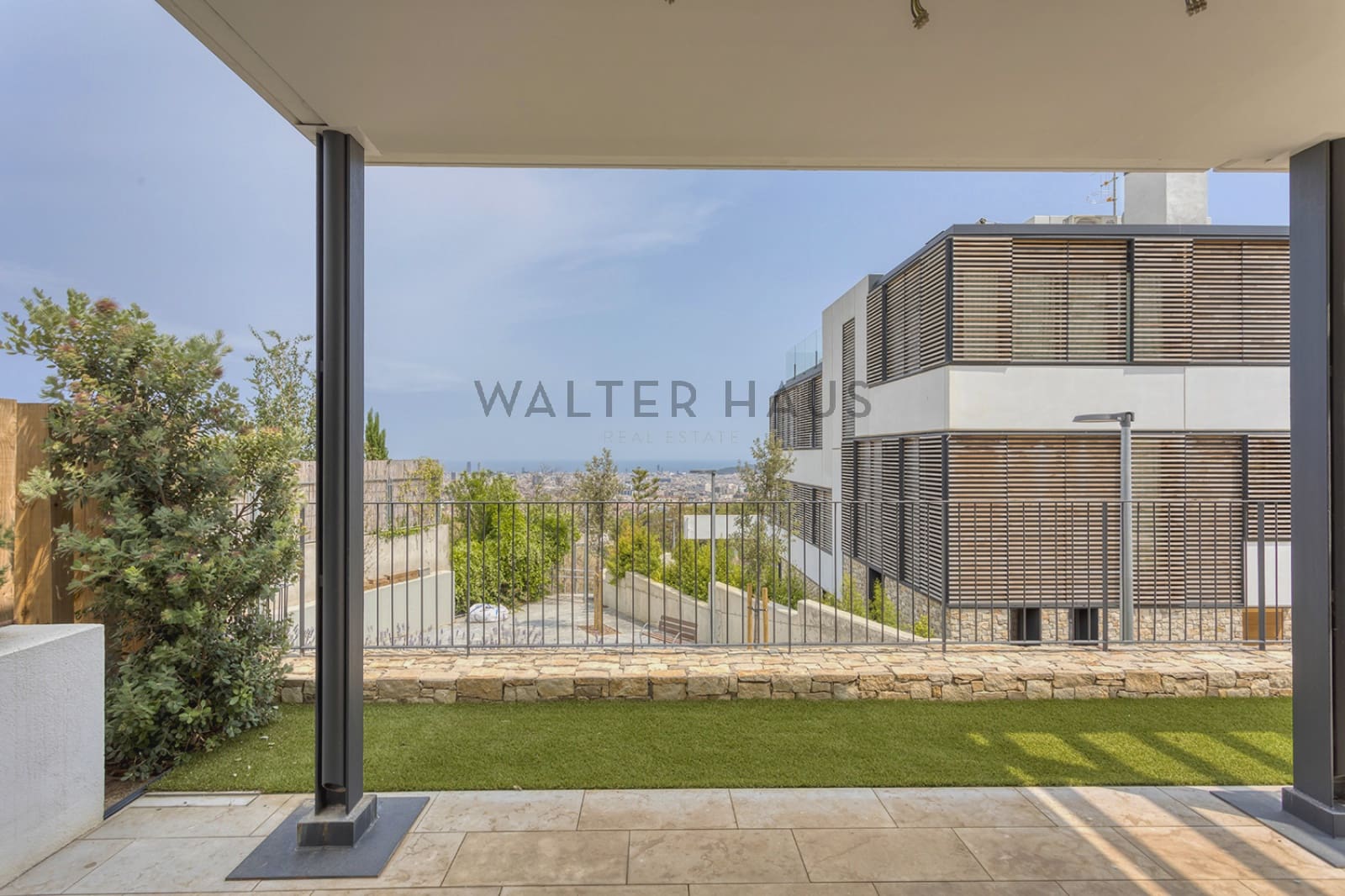 6 bedroom Villa for rent in Barcelona city with pool - € 15,000 (Ref: 8060311)