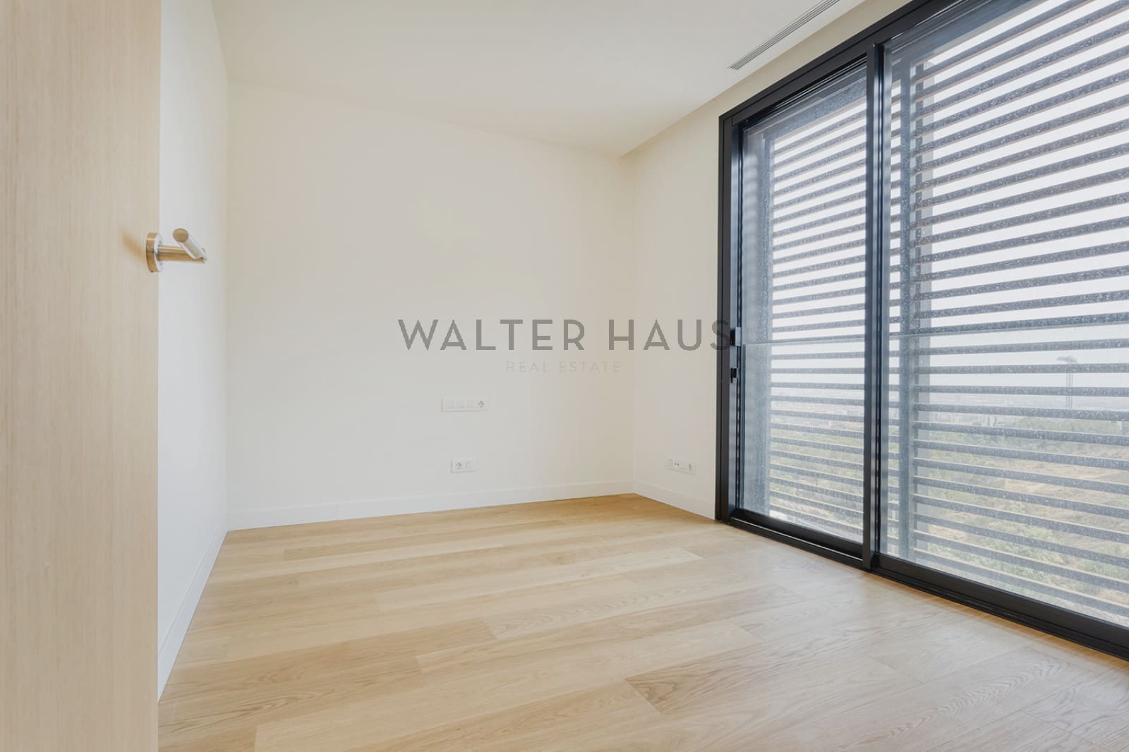 6 bedroom Villa for rent in Barcelona city with pool - € 15,000 (Ref: 8060311)