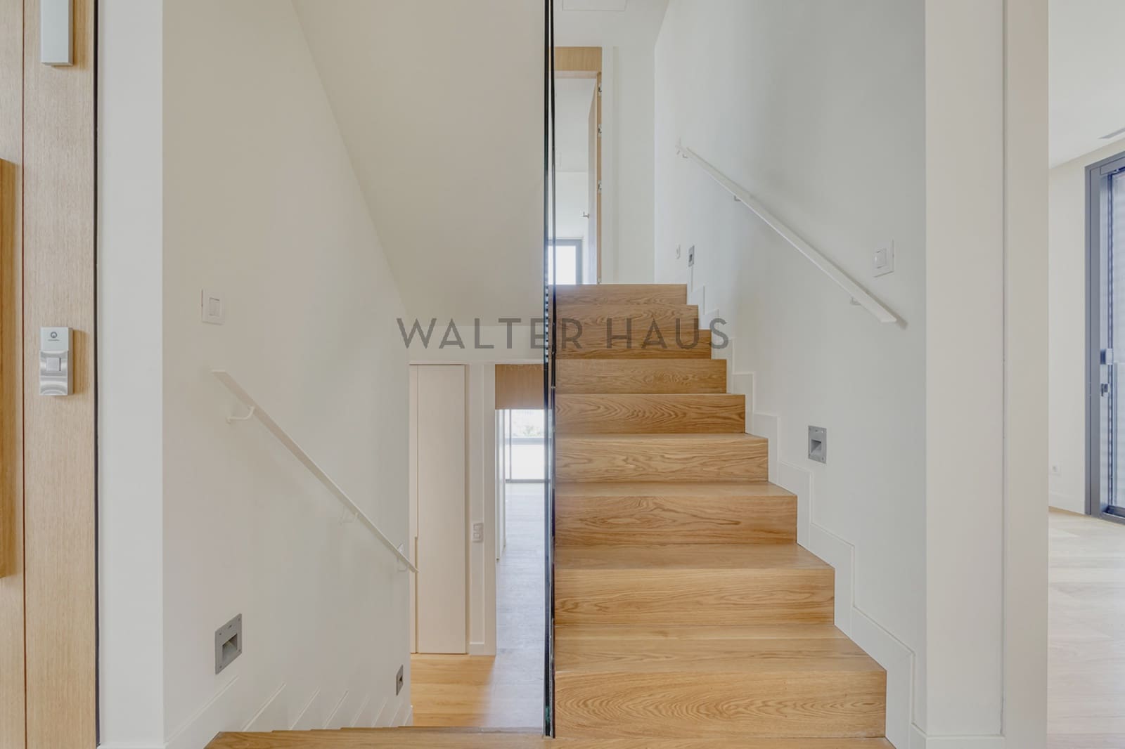 6 bedroom Villa for rent in Barcelona city with pool - € 15,000 (Ref: 8060311)