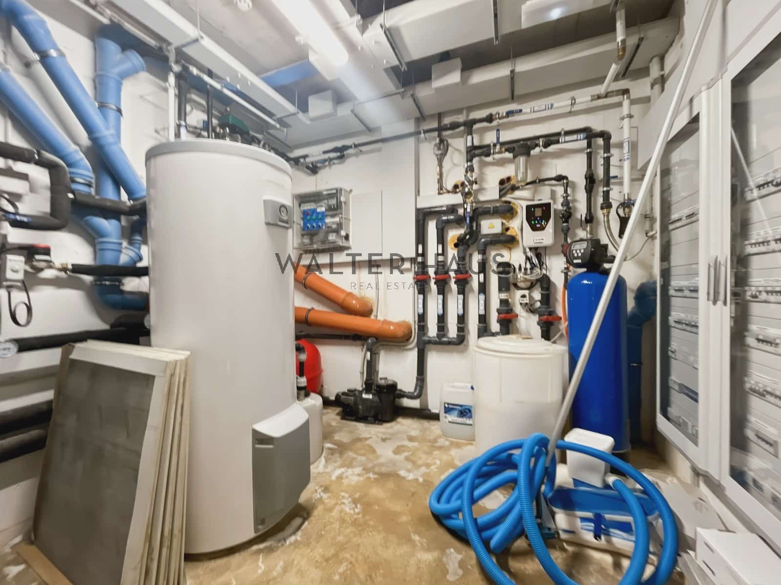 6 soveværelse Villa til leje i Barcelona by med swimmingpool - € 15.000 (Ref: 8060311)