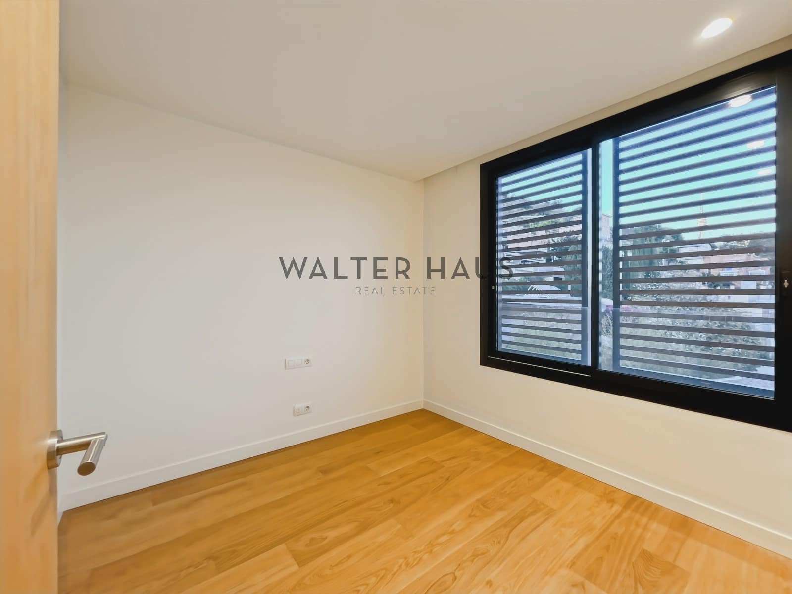 6 soveværelse Villa til leje i Barcelona by med swimmingpool - € 15.000 (Ref: 8060311)