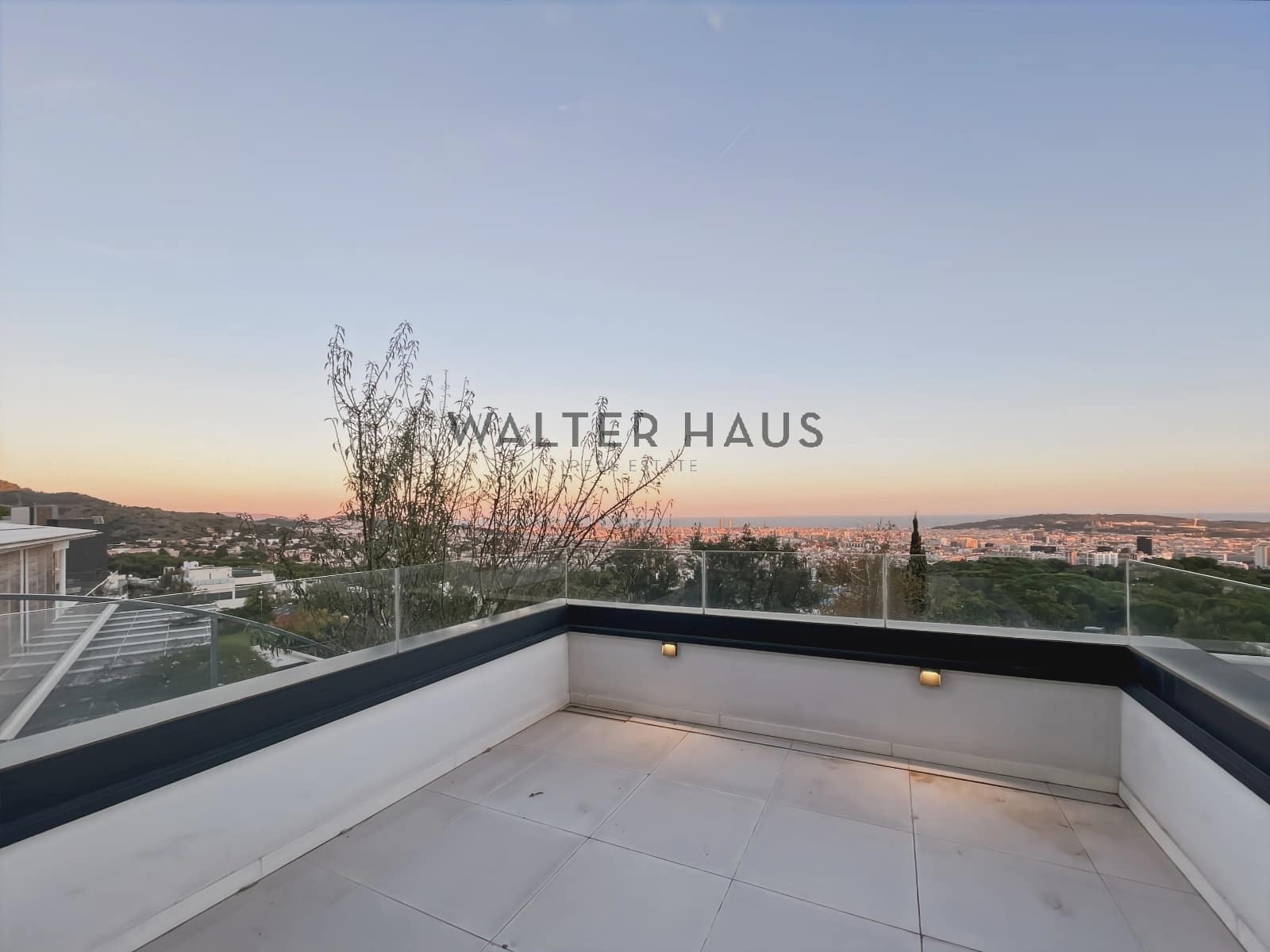 6 soveværelse Villa til leje i Barcelona by med swimmingpool - € 15.000 (Ref: 8060311)