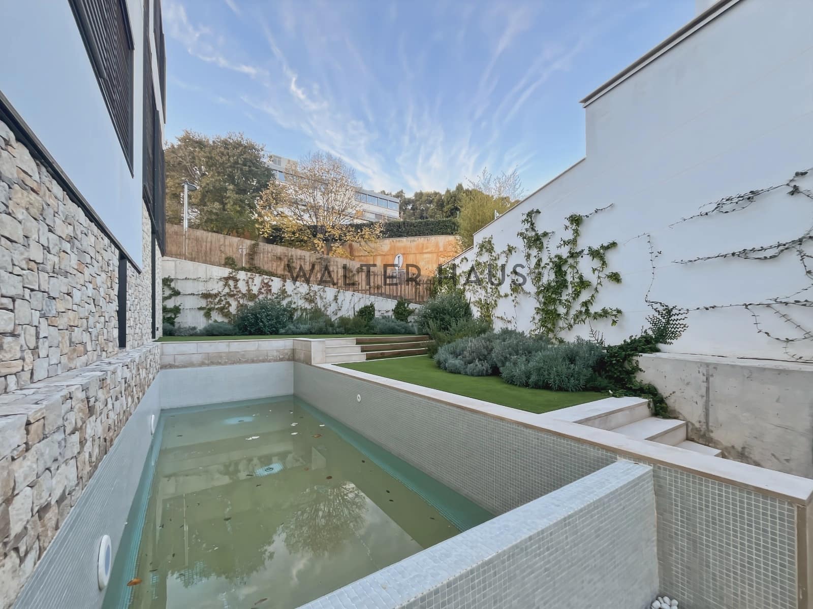 6 soveværelse Villa til leje i Barcelona by med swimmingpool - € 15.000 (Ref: 8060311)