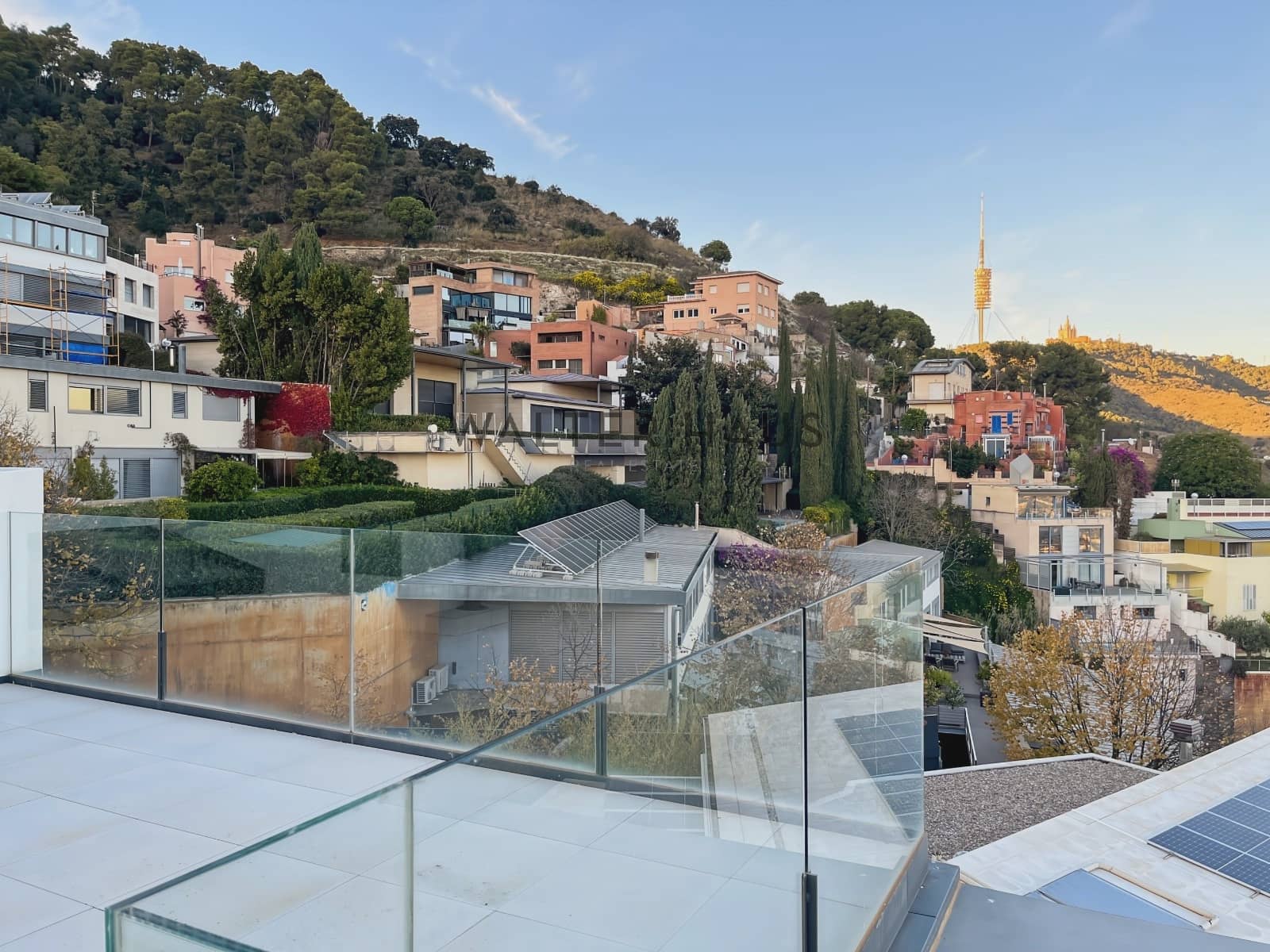 6 soveværelse Villa til leje i Barcelona by med swimmingpool - € 15.000 (Ref: 8060311)