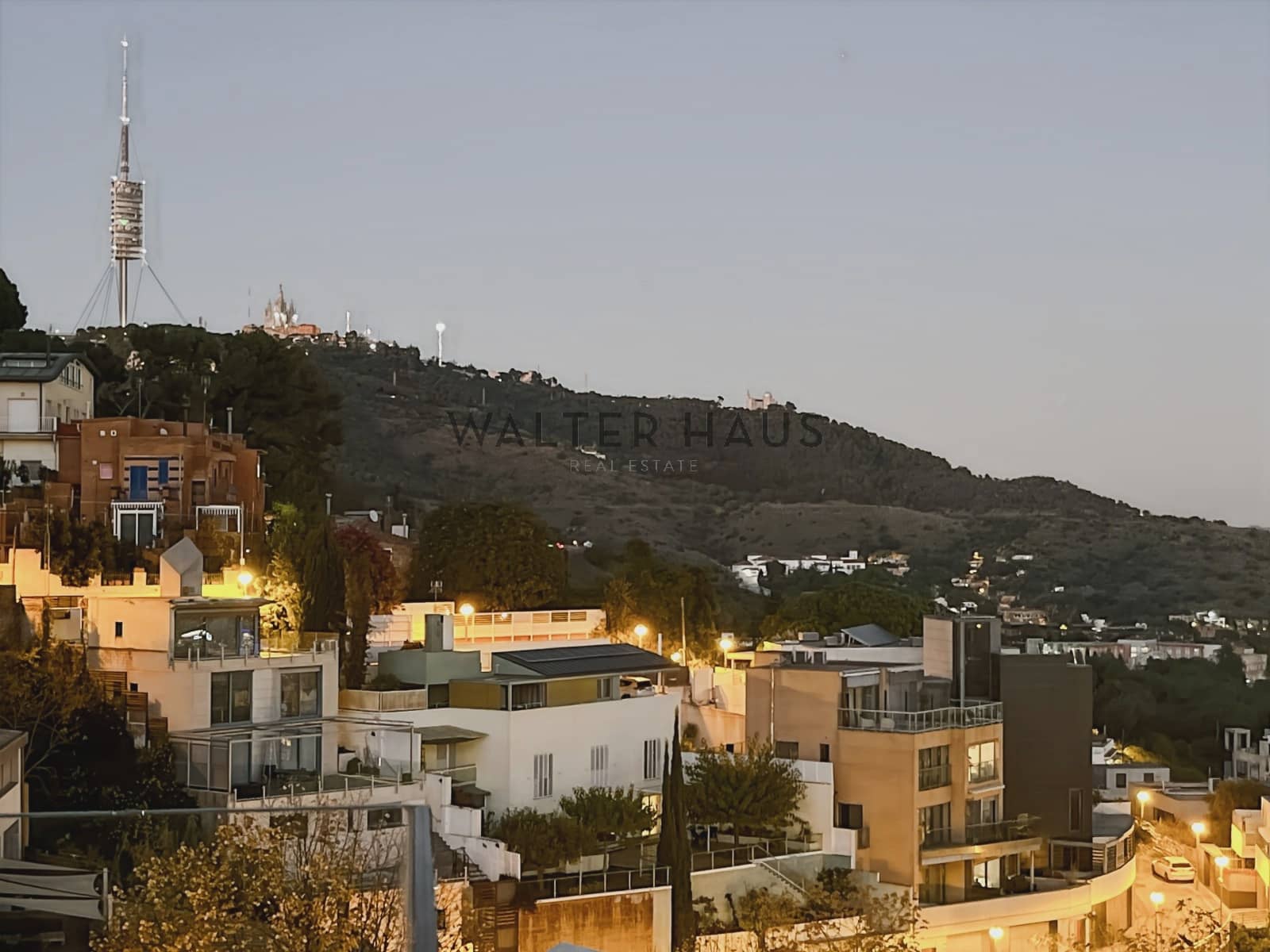 6 soveværelse Villa til leje i Barcelona by med swimmingpool - € 15.000 (Ref: 8060311)