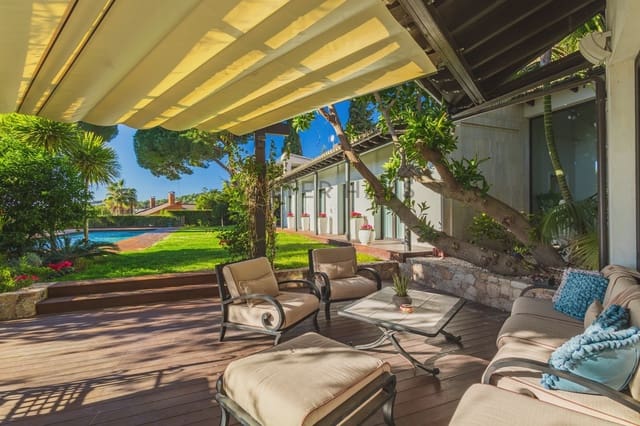 5 bedroom Villa for sale in Calonge i Sant Antoni with pool - € 3,500,000 (Ref: 8067771)