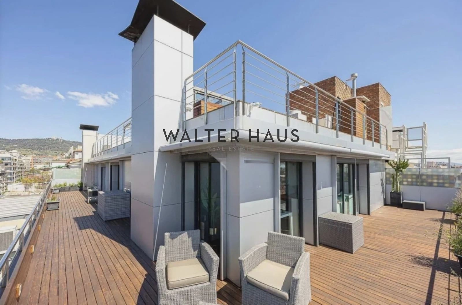 5 soveværelse Penthouse til leje i Barcelona by med swimmingpool - € 8.000 (Ref: 8129085)